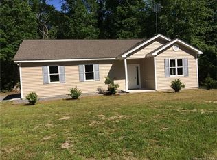 2639 Regent Rd, Topping, VA 23169