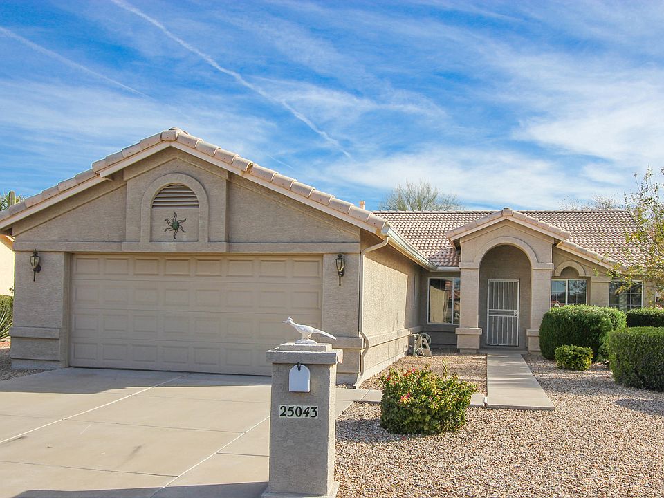 1st image of 25043 S Saddletree Dr