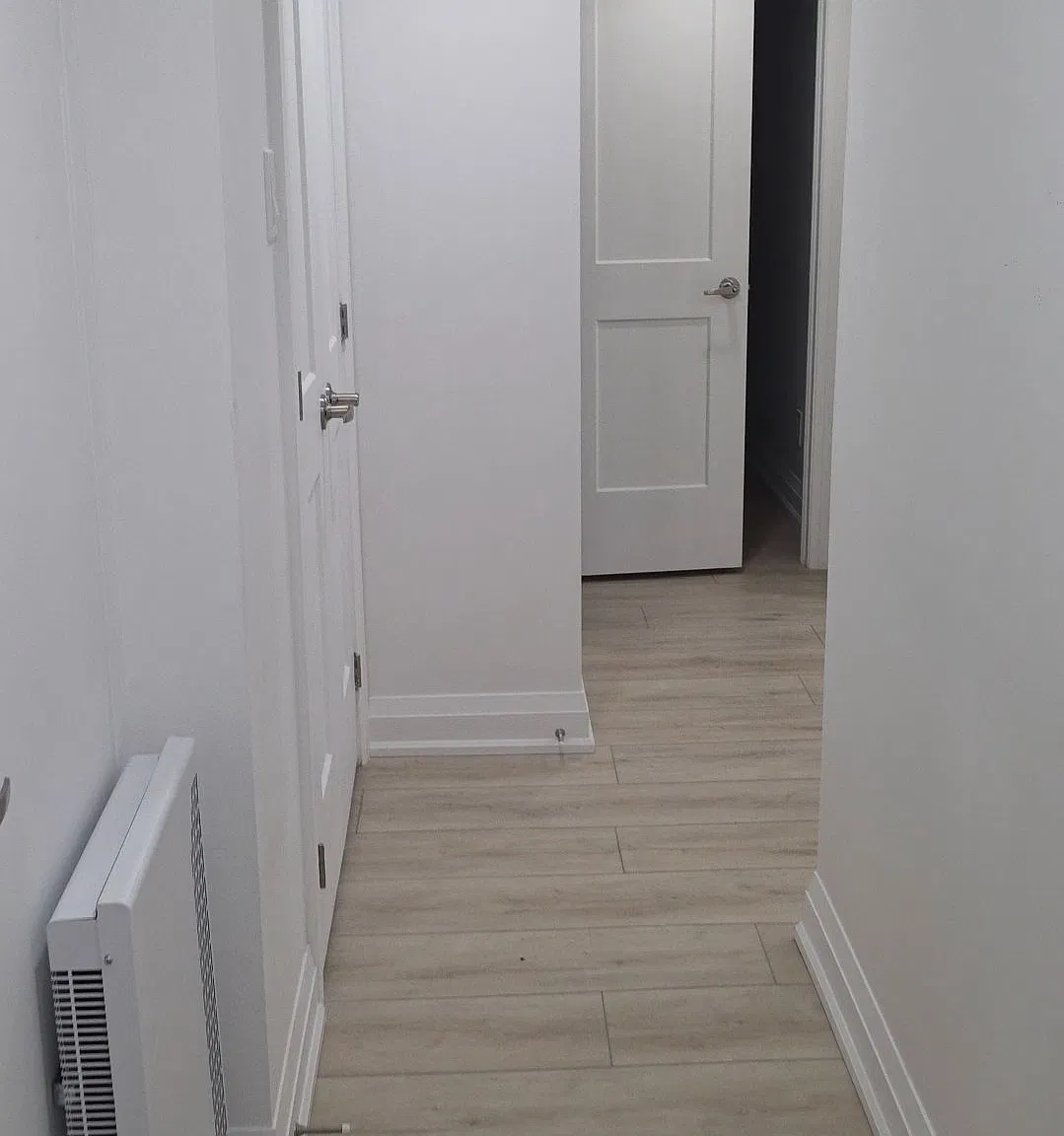 2 bed, $1,600 — Photo 4