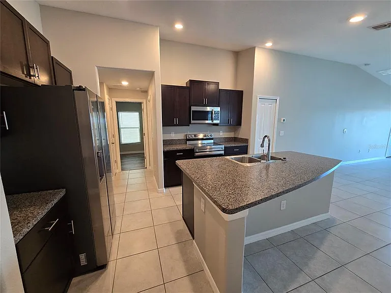 838 Olive Conch St — Photo 7