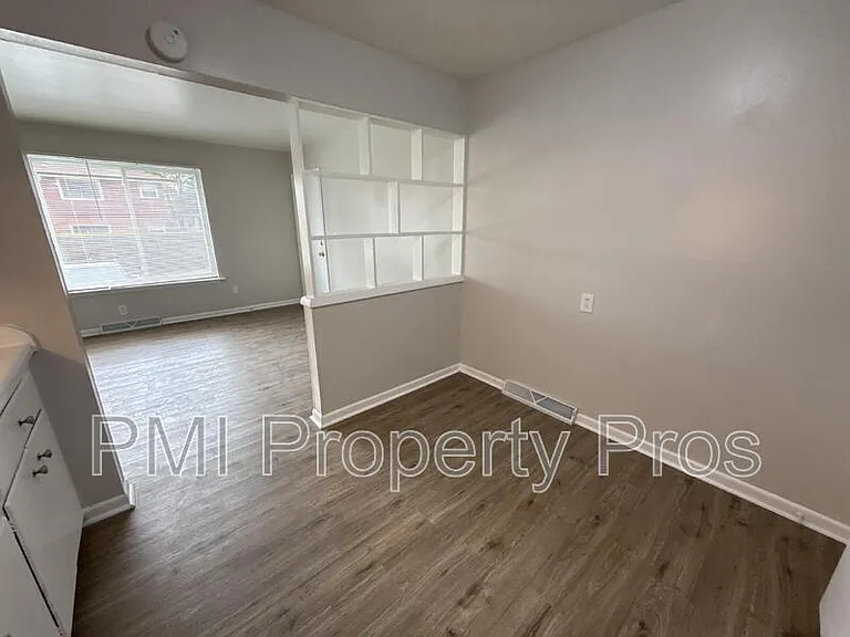 7701 W Hampton Ave #4 — Photo 12