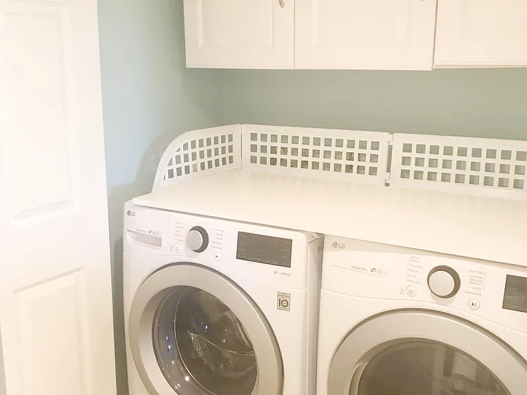 400 Lake St #105 — Photo 19