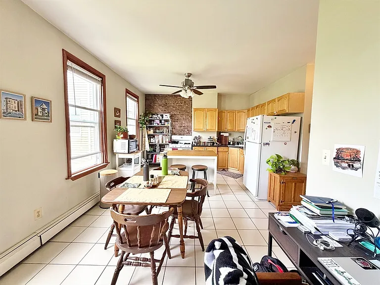 84 Webster St #2 — Photo 7