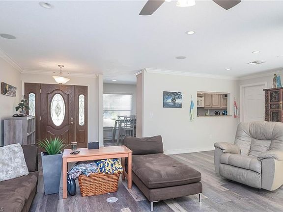 3rd image of 5380 Coral Wood DR