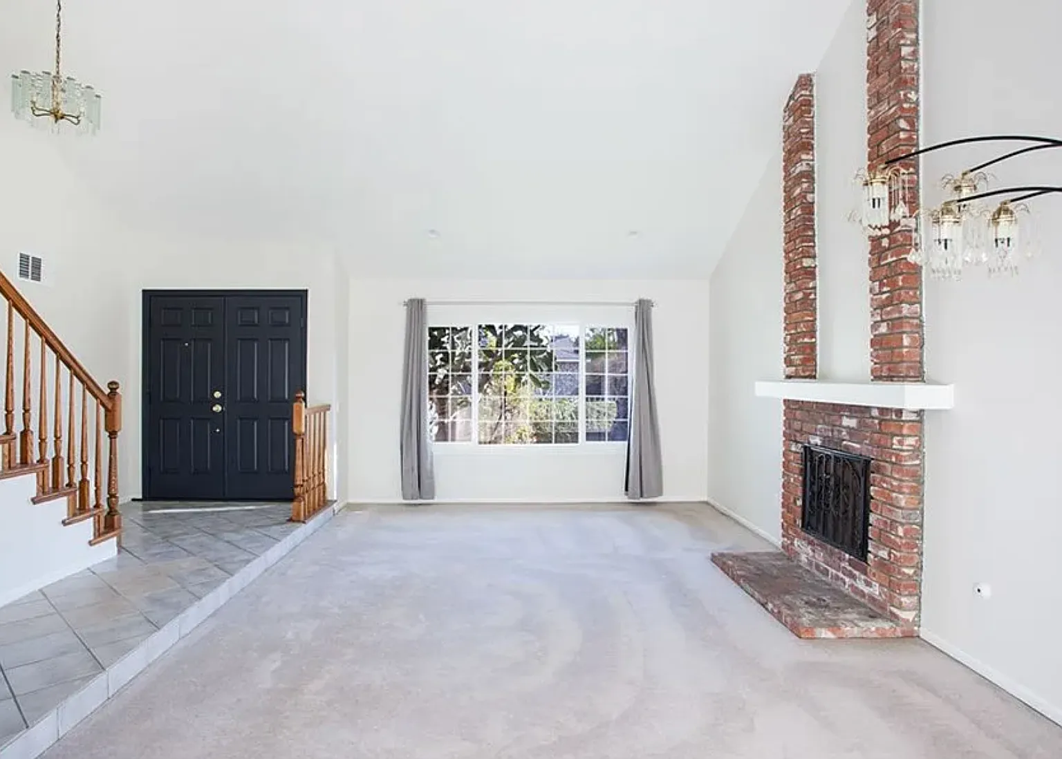 4 bed, 2324 sqft, $4,200 — Photo 4