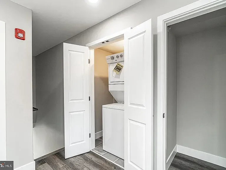 1223 Leopard St #5 — Photo 8