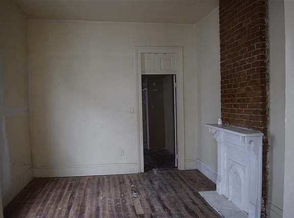 5th image of 3504-06 Palmyra St