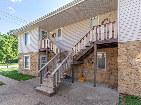 202 W Meadow St, Smithville, MO 64089