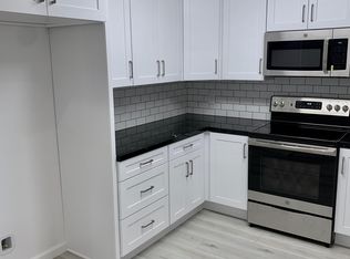 812 E Commonwealth Ave APT B, Fullerton, CA 92831