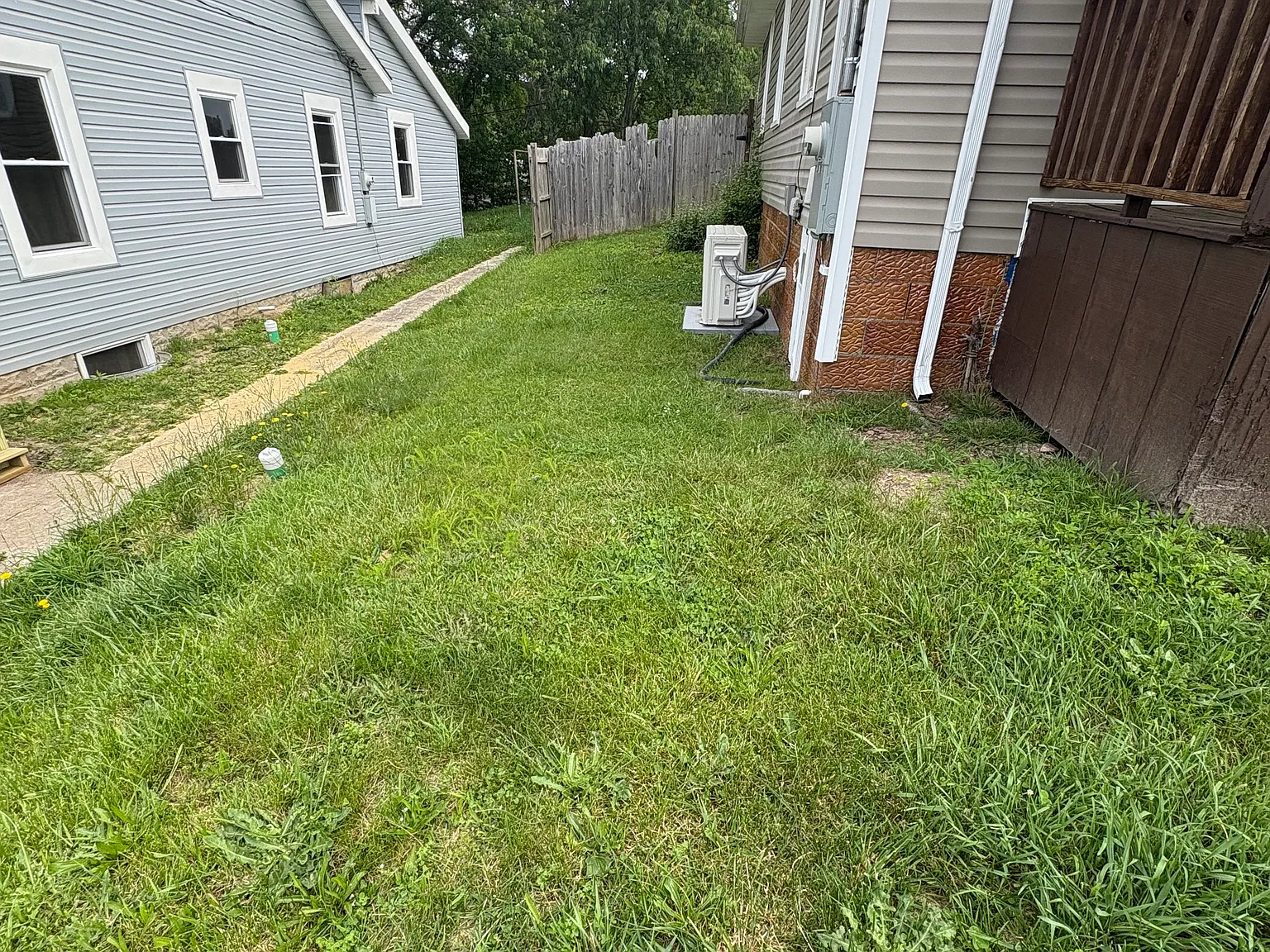 3 bed, 870 sqft, $1,500 — Photo 4