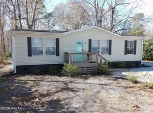407 Maple St SW, Shallotte, NC 28470