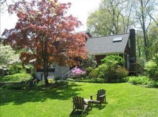 120 Cherry St, Northport, NY 11768