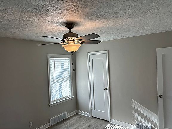 4th image of 3257 Avenue J