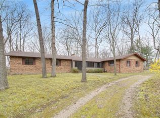 2975 Monterey Ct, Howell, MI