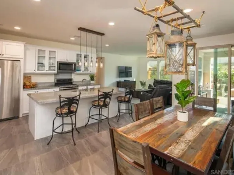 628 Gemstone Dr — Photo 34