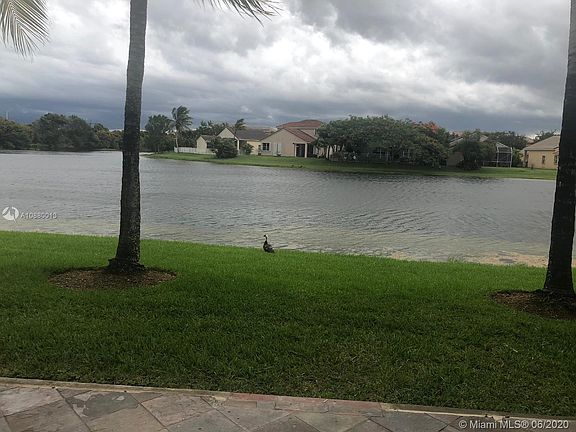 3rd image of 1411 Sorrento Dr Unit 1411