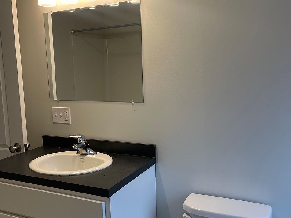 140 Newington Rd 3, West Hartford, CT 06110 Zillow