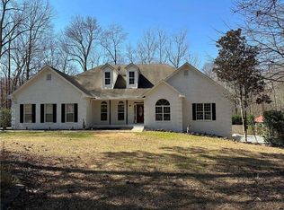 384 Minix Rd, Sharpsburg, GA 30277