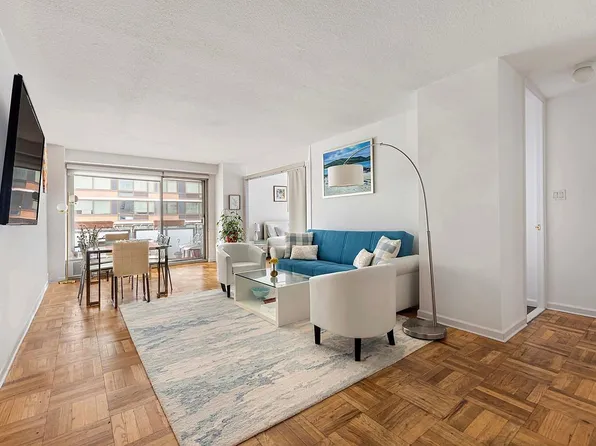 300 E 40th St APT 16K, New York, NY 10016