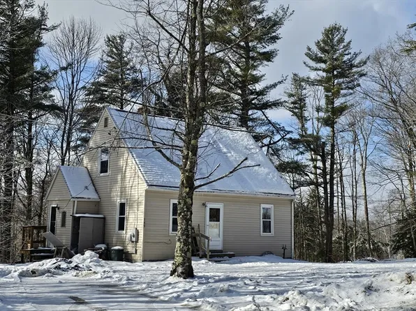 749 Old North Rd, Worthington, MA 01098