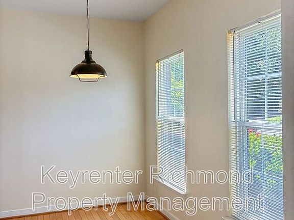 2nd image of 5904 Chapel Lawn Ter