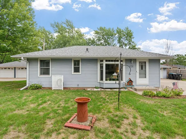 11561 Kumquat St NW, Coon Rapids, MN 55448