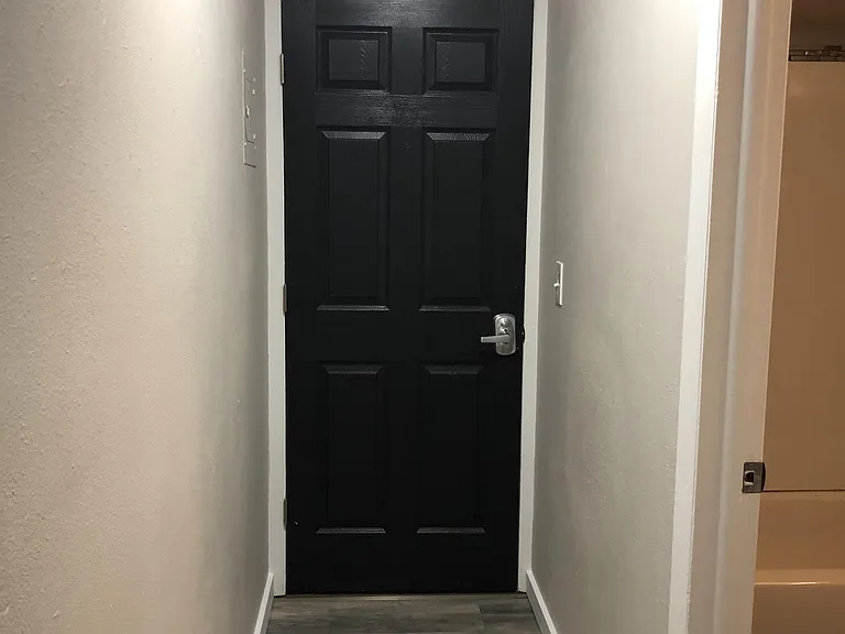 426 Main St #B — Photo 11