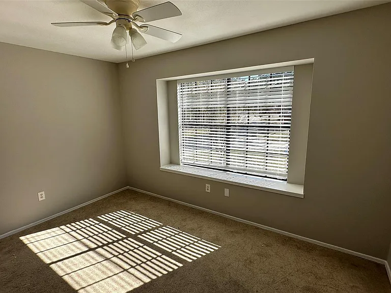2 W Mistybreeze Cir — Photo 11