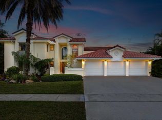11777 Island Lakes Ln, Boca Raton, FL 33498