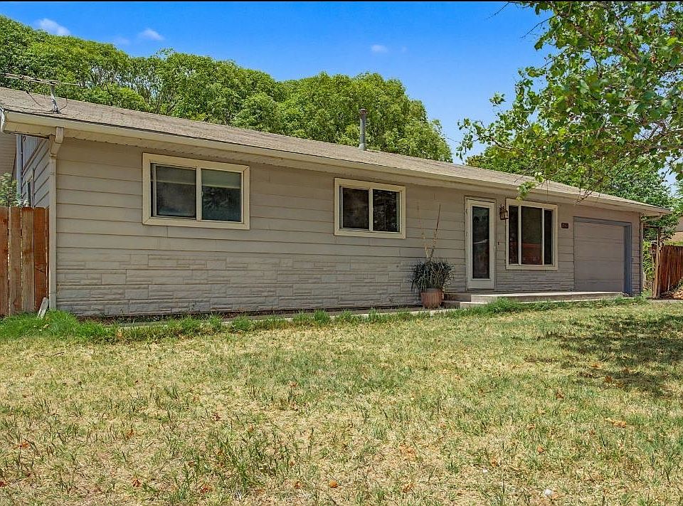 1st image of 557 Grand Valley Dr