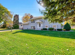 7479 Melody Dr NE, Fridley, MN 55432