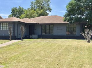 1006 Whitestone Ln, Dallas, TX 75232