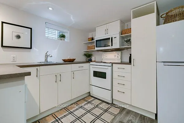 237 Rhodes Ave — Photo 9