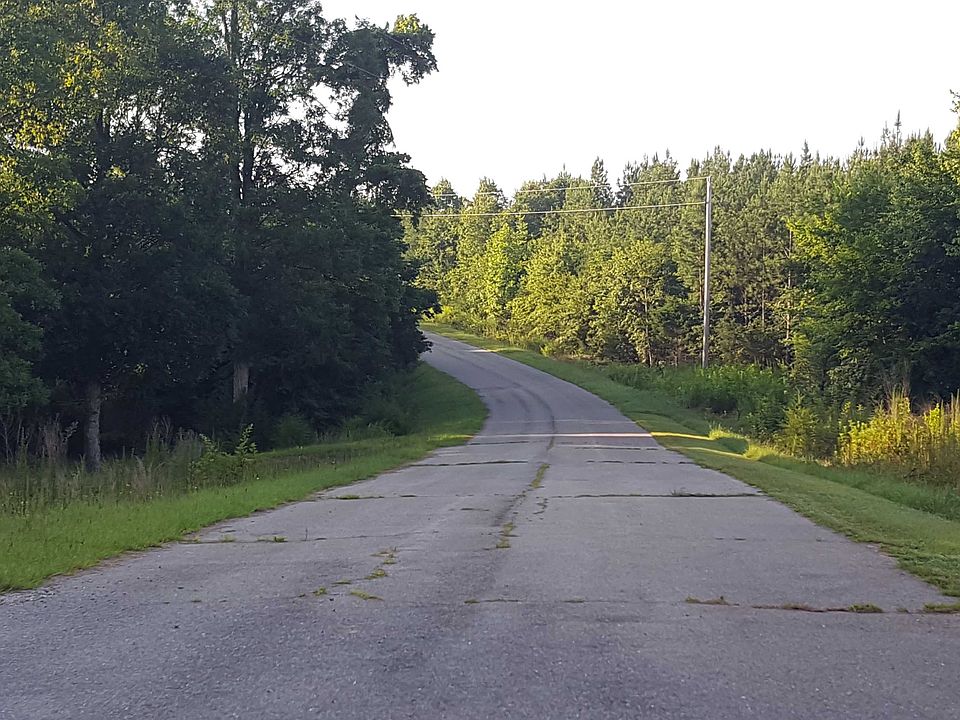 2nd image of 287 Welch Rd