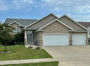 1935 Gemini Dr SW, Rochester, MN 55902