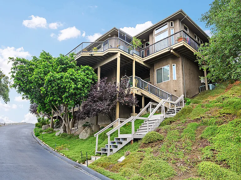 937 Peutz Valley Rd #C — Photo 2