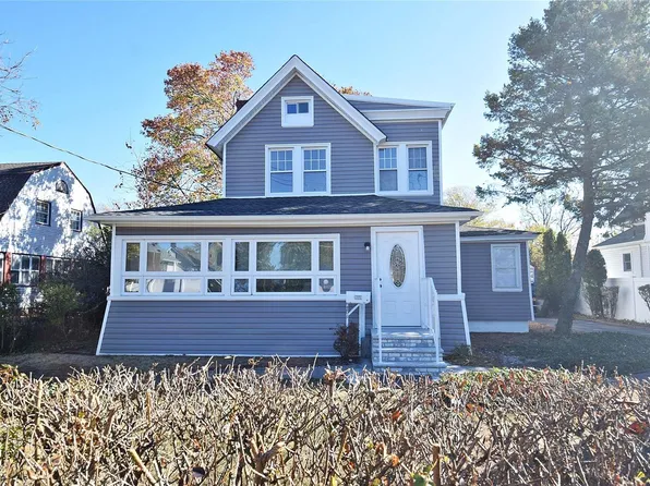 281 Ocean Avenue, Lynbrook, NY 11563