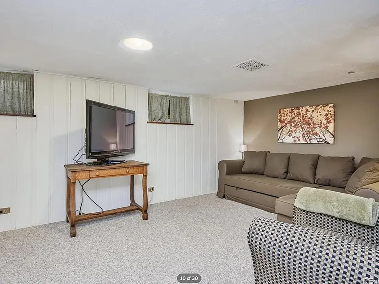 4640 Bryant St — Photo 28