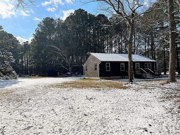 3rd image of 1643 Buckhorn Dr