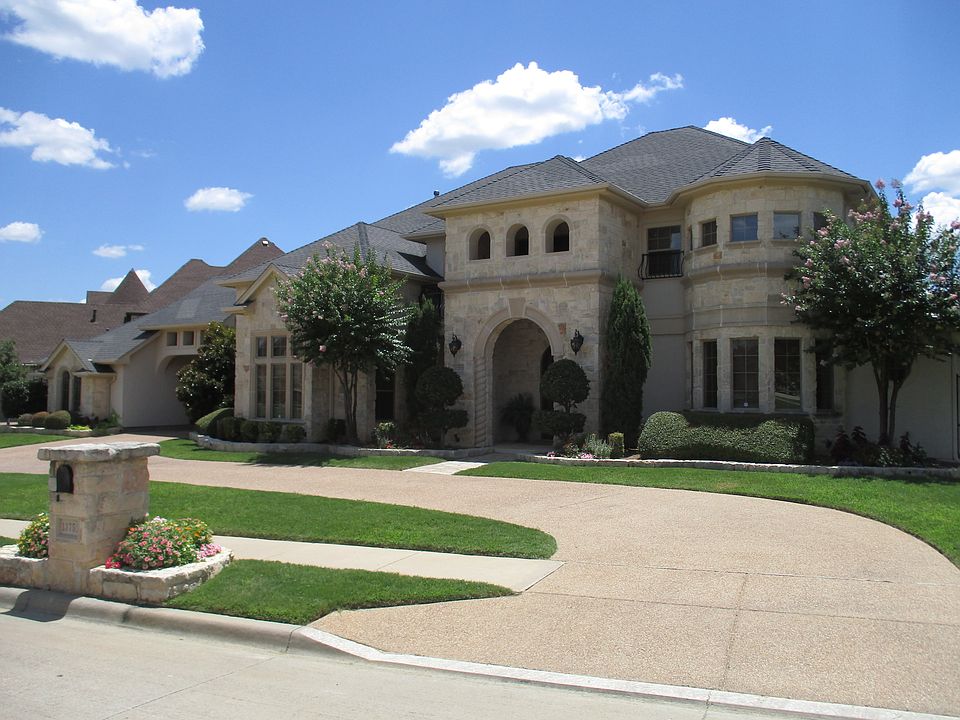 1st image of 13752 Old Oaks Dr