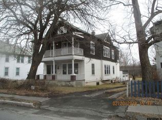 575 Saratoga St, Cohoes, NY 12047