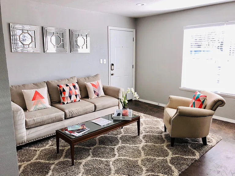 Norman Apartments — Photo 47