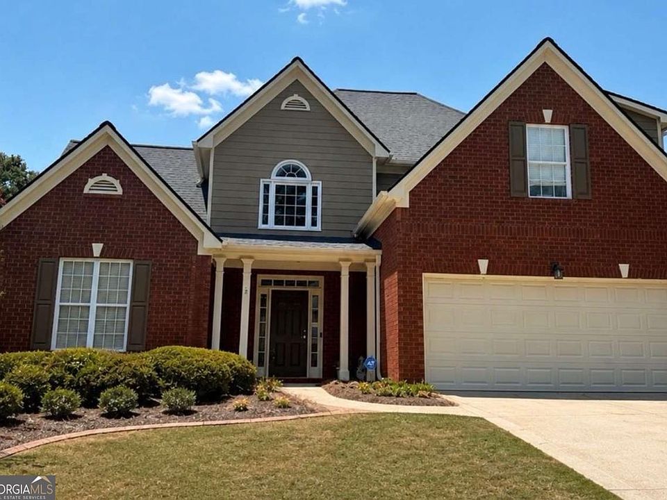 1st image of 207 Woodview Ln
