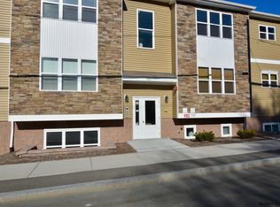 1047 Broadway #11, Rensselaer, NY 12144