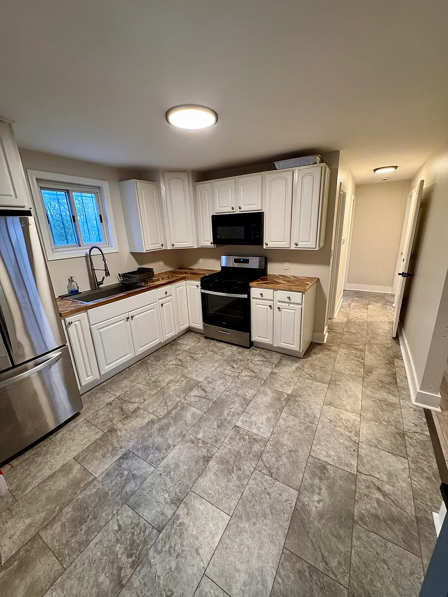 Building Photo - 524 Overhill Dr