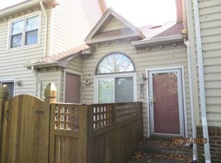 337 Wimbledon Chase APT K, Chesapeake, VA 23320