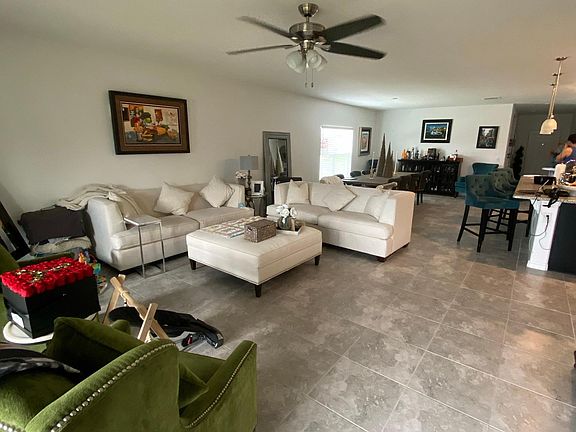 3rd image of 1907 Stillwood Way