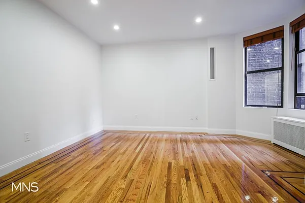 Rented by MNS Marketing | media 79