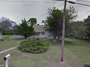 1610 Westwood Ln, Greenport, NY 11944