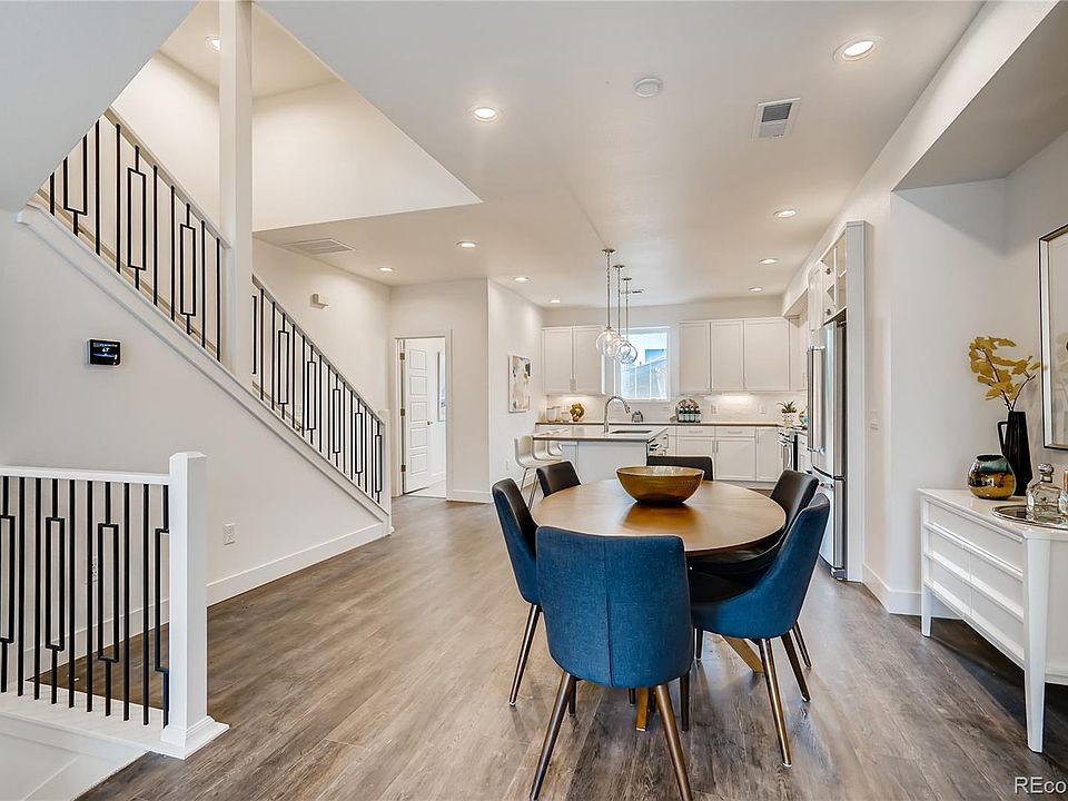1st image of 6838 E Lowry Blvd